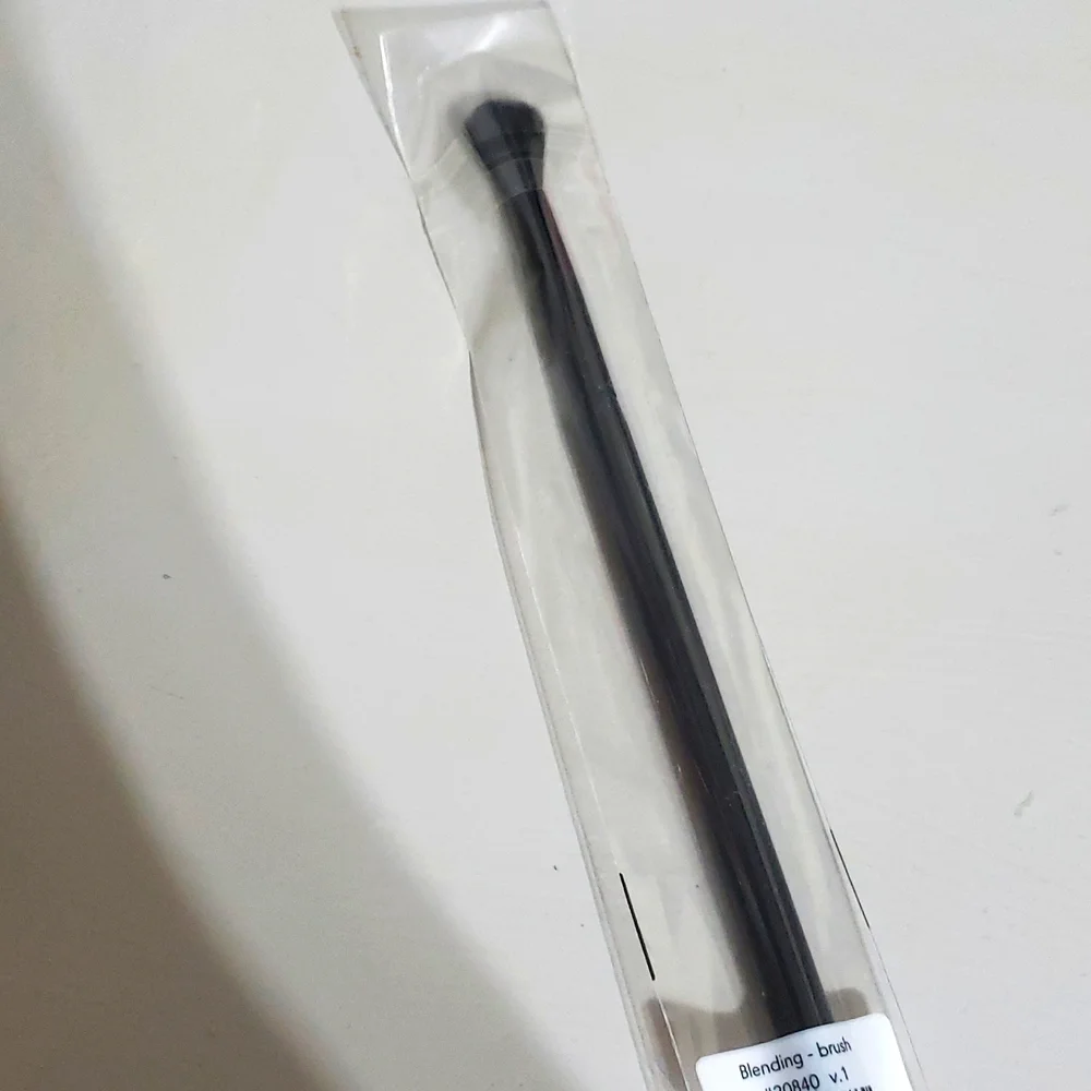 Savvy Minerals YL blending brush NWT NIP